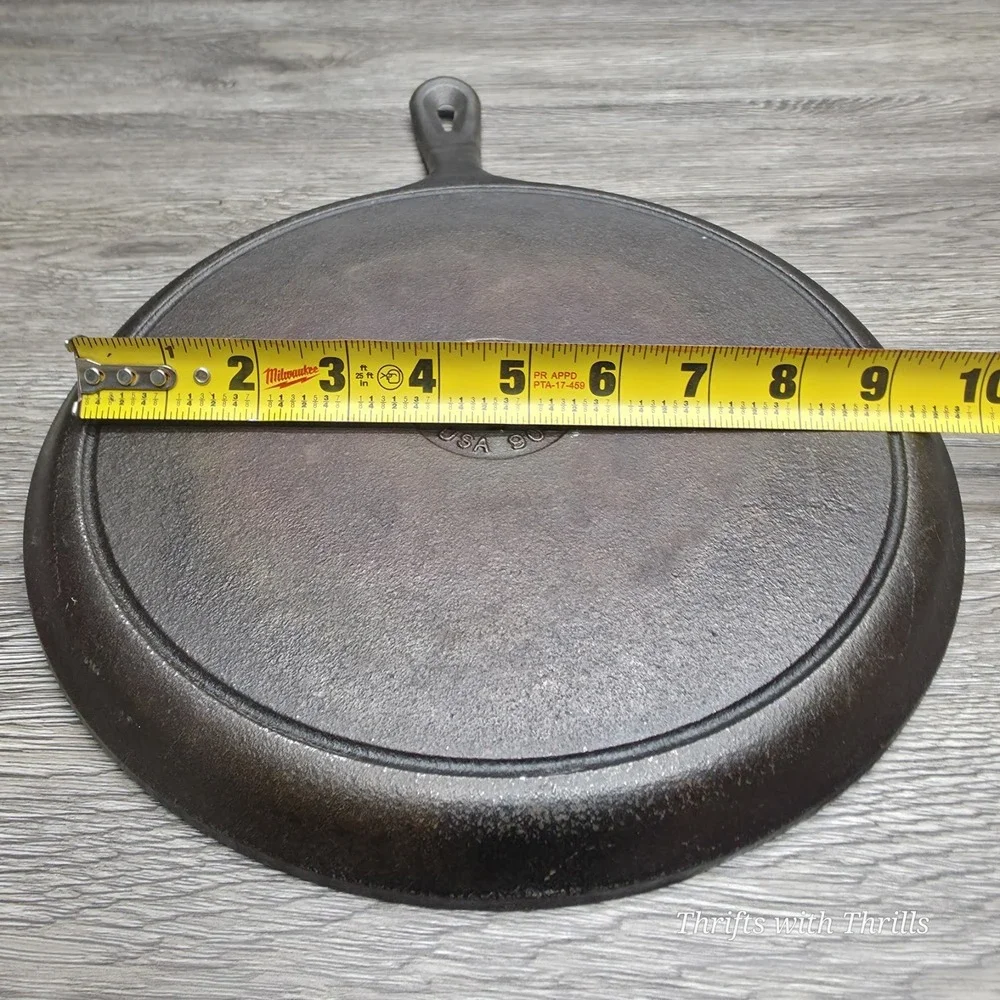 Vintage‎ LODGE Cast Iron Griddle Skillet - 90G 10-1/2